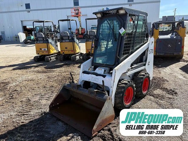 2015 Bobcat S70 chargeuse à direction à glissement