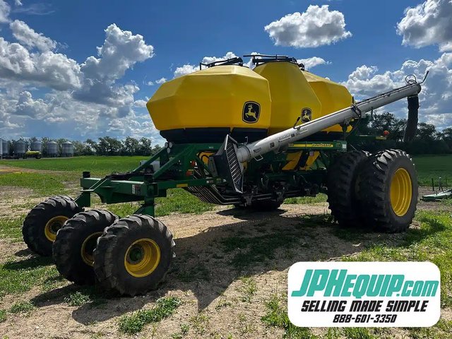2009 John Deere 1910 Air Cart Semoir à engrais