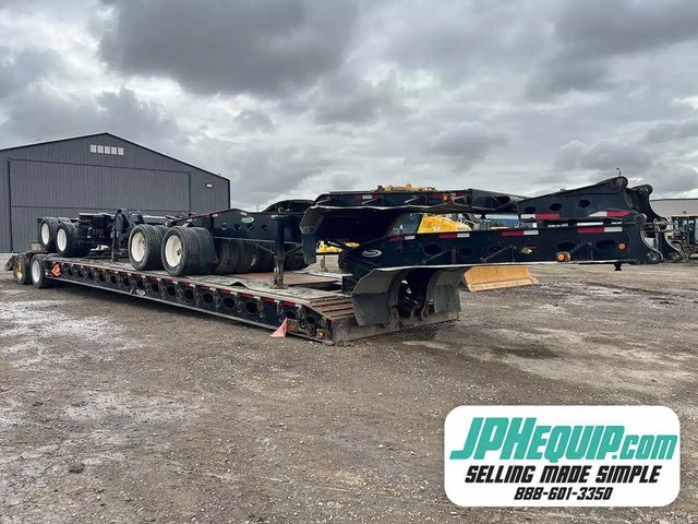 2015 Peerless 32 ft Trailer