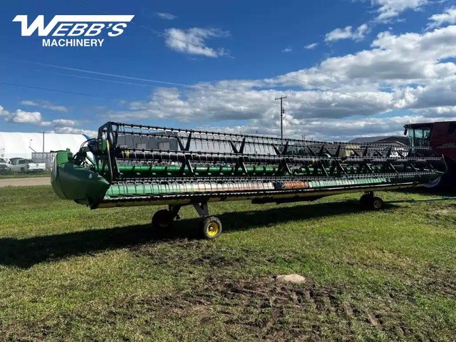 2011 John Deere 640FD Moissonneuse