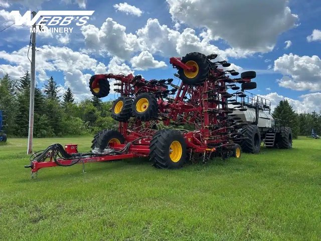 2025 Bourgault 3335-66 Semoir à air