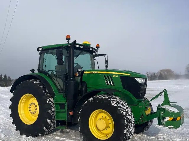 2018 John Deere 6215R Tracteur
