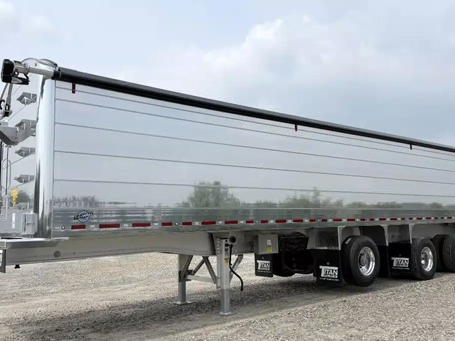 2027 Titan Thinwall Trailer