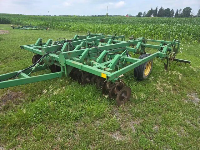 1980 John Deere 712 Extirpateur à disque