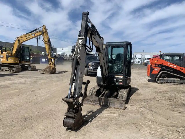 2015 Bobcat E32 Excavatrice