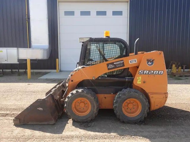 2015 Case SR200 chargeuse à direction à glissement