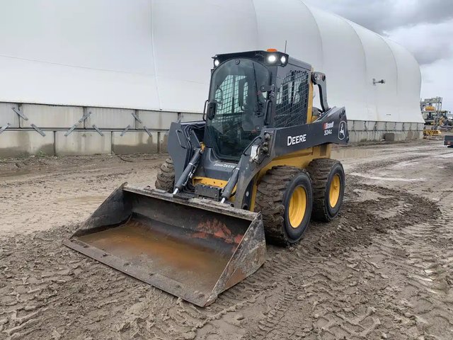 2024 John Deere 324G chargeuse à direction à glissement