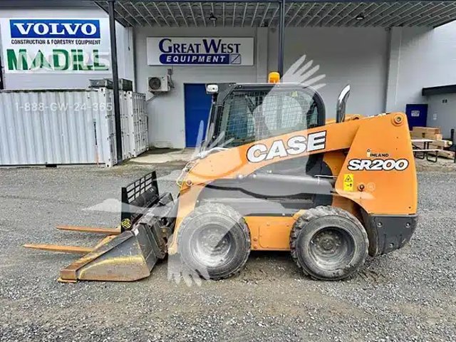 2018 Case SR200 chargeuse à direction à glissement