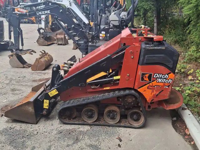 2020 Ditch Witch SK650 chargeuse à direction à glissement