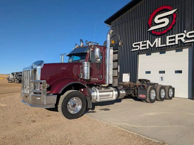 2020 Peterbilt 367 Camion dix roues