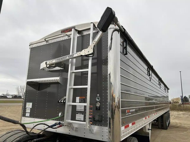 2026 Timpte Super Hopper Tri-Axle