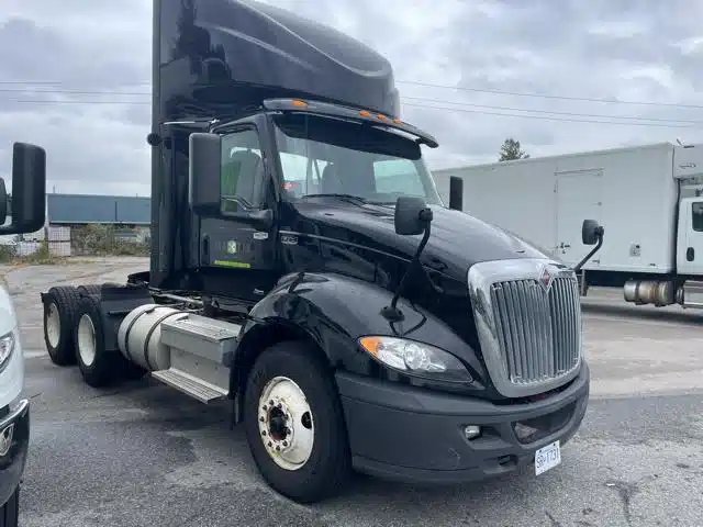 2019 International RH613 Camion dix roues