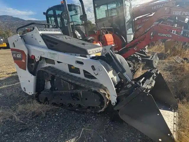2024 Bobcat MT100 Rétrocaveuse
