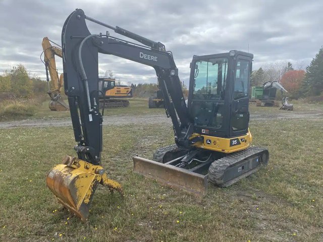 2024 John Deere 35P Excavatrice