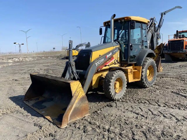 2013 John Deere 310SK Rétrocaveuse