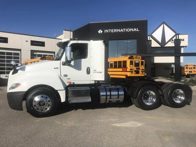 2020 International LT625 Camion dix roues