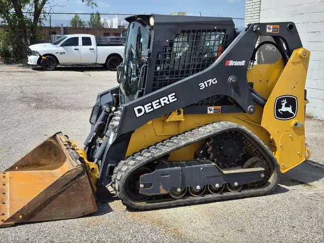 2023 John Deere 317G Chargeur sur chenilles