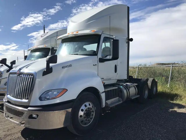 2020 International LT625 Camion dix roues