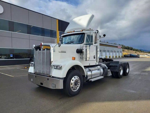 2023 Kenworth W900 Camion dix roues