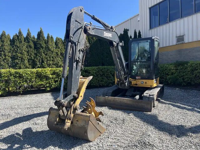 2023 John Deere 50G Excavatrice