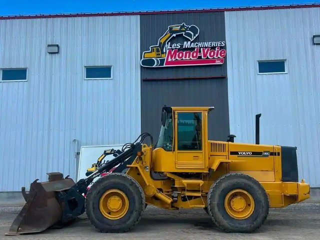 1994 Volvo L90C Chargeur sur roues