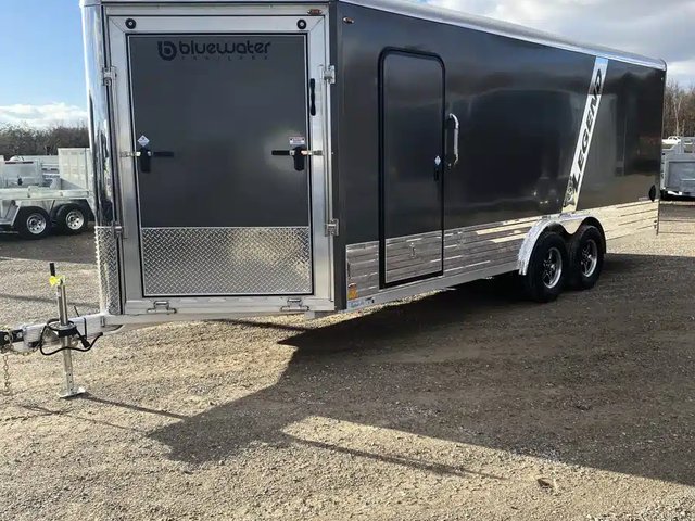 2026 Legend ALUMINUM DELUXE V-NOSE SNOWMOBILE TRAILER Remorque - Motoneige