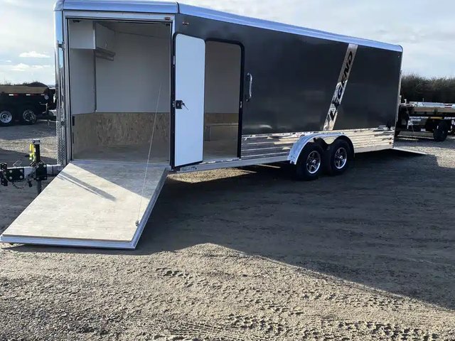 2026 Legend ALUMINUM DELUXE V-NOSE SNOWMOBILE TRAILER Remorque - Motoneige