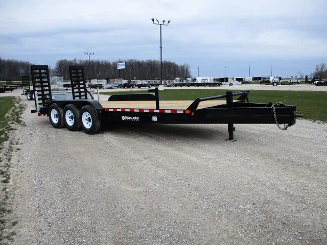 2027 Canada Trailers EQUIPMENT HAULER TRAILER Remorque - Porte-voiture