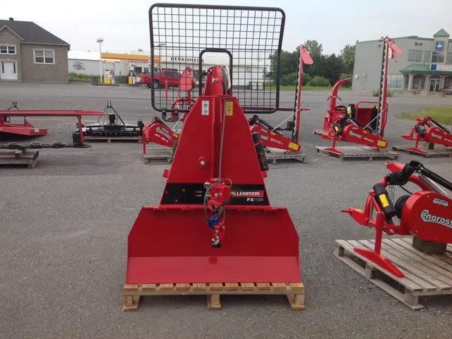 2022 Wallenstein 17500 LBS Treuil