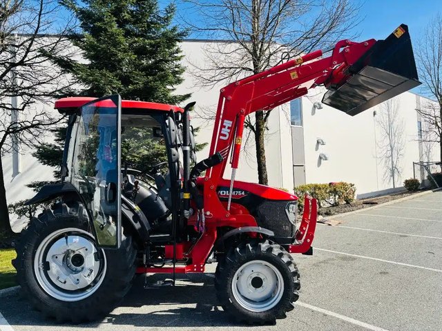 UHI Machinery TB754 Tracteur