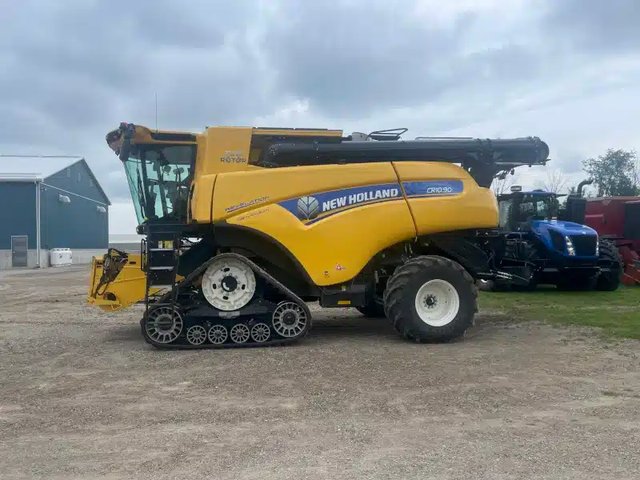 2022 New Holland CR10.90 Batteuse