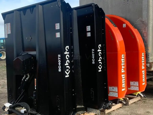 2022 Kubota SC4072 débroussailleuse