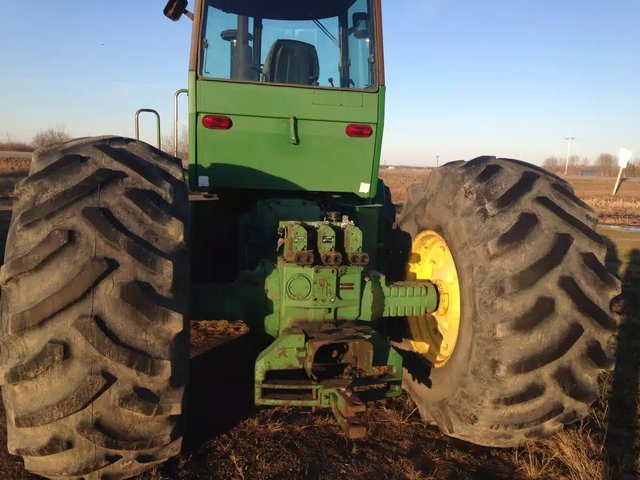 John Deere 8430 Trailer