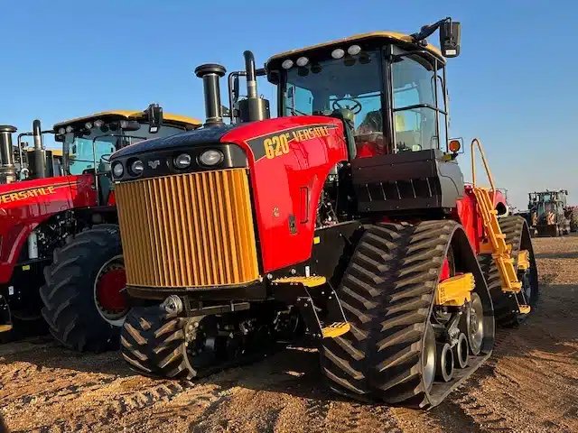 2024 Versatile 620DT Tracteur