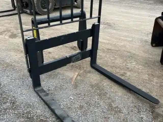 2021 Bobcat 7204269 Fourche à palette