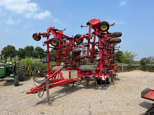 2007 Sunflower 5055 Cultivateur