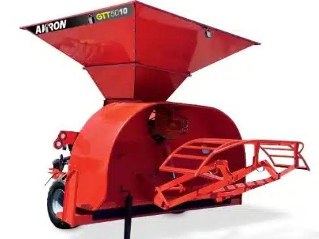 2025 Akron GTT-5010 Emballeuse à grain