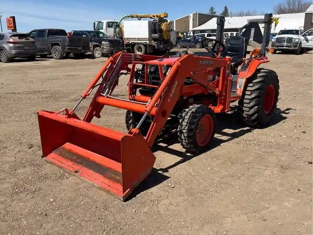 2008 Kubota B7800 Tracteur