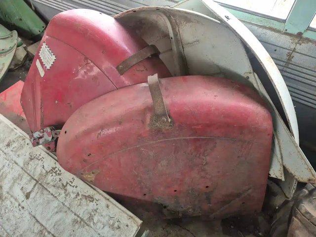 International B414 ailes de tracteur Accessoires