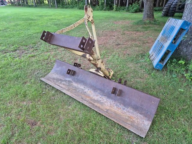 Ford 7 pieds Niveleuse
