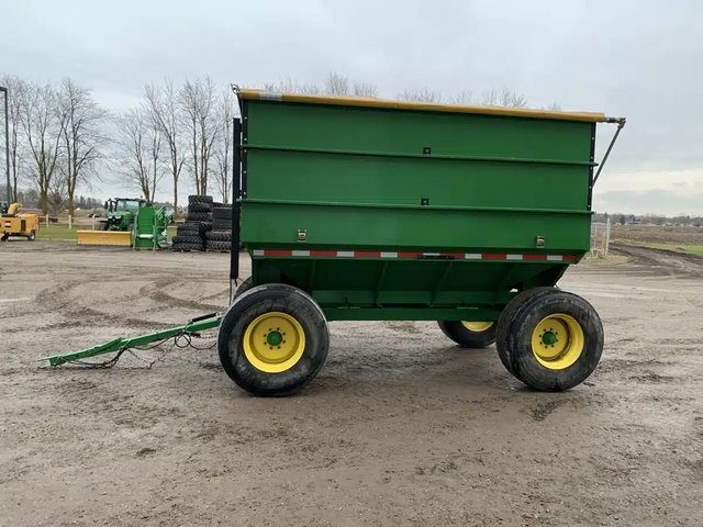 2008 AgriMaster A500 Boîte de gravité