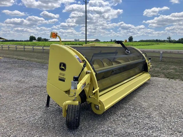 2022 John Deere 649 Nez - Ramasseur