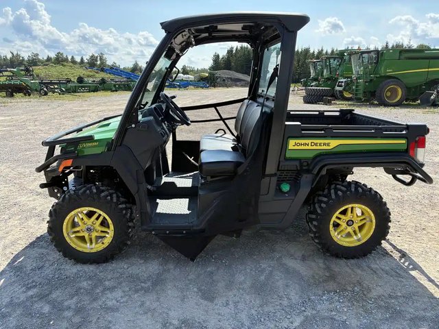2024 John Deere XUV 865M Véhicule utilitaire