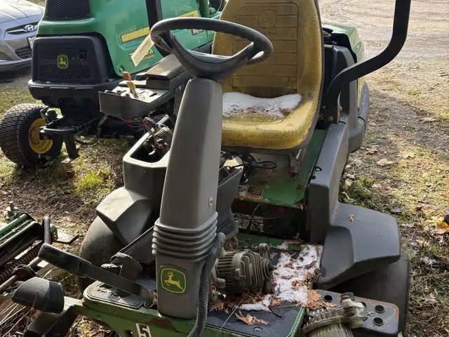 2005 John Deere 2500E tondeuse de terrain de golf
