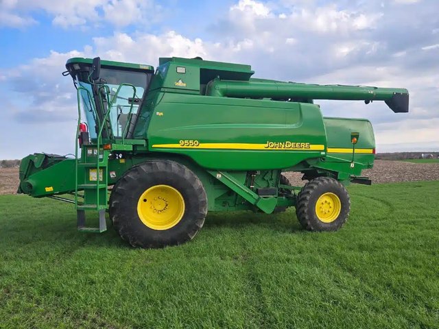 2003 John Deere 9550 Batteuse