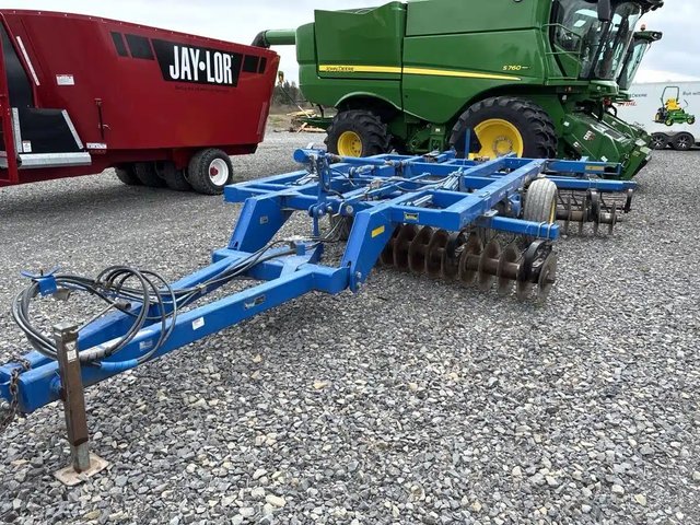 2015 Landoll 7410-14 Labour vertical