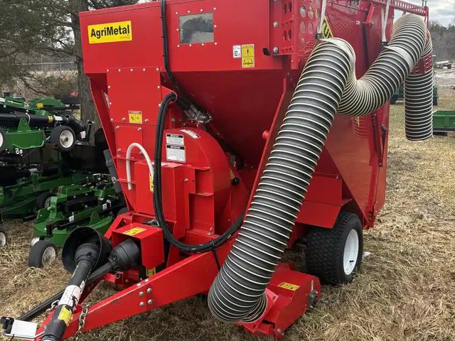 2024 AgriMetal TUFF VAC 4000 PTO Balayeur