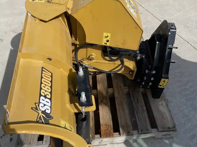 2026 HLA Attachments SB3600V72 Gratte à neige