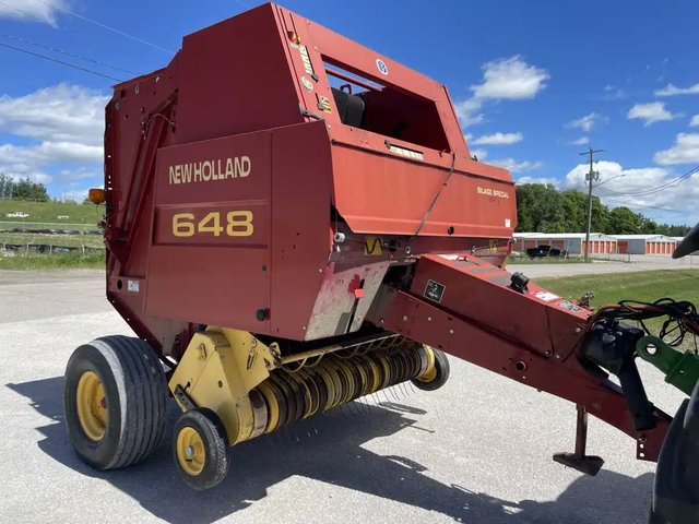 2002 New Holland 648 Presse à Balle Ronde