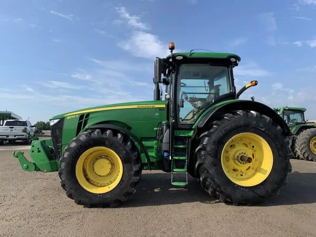 2018 John Deere 8245R Tracteur